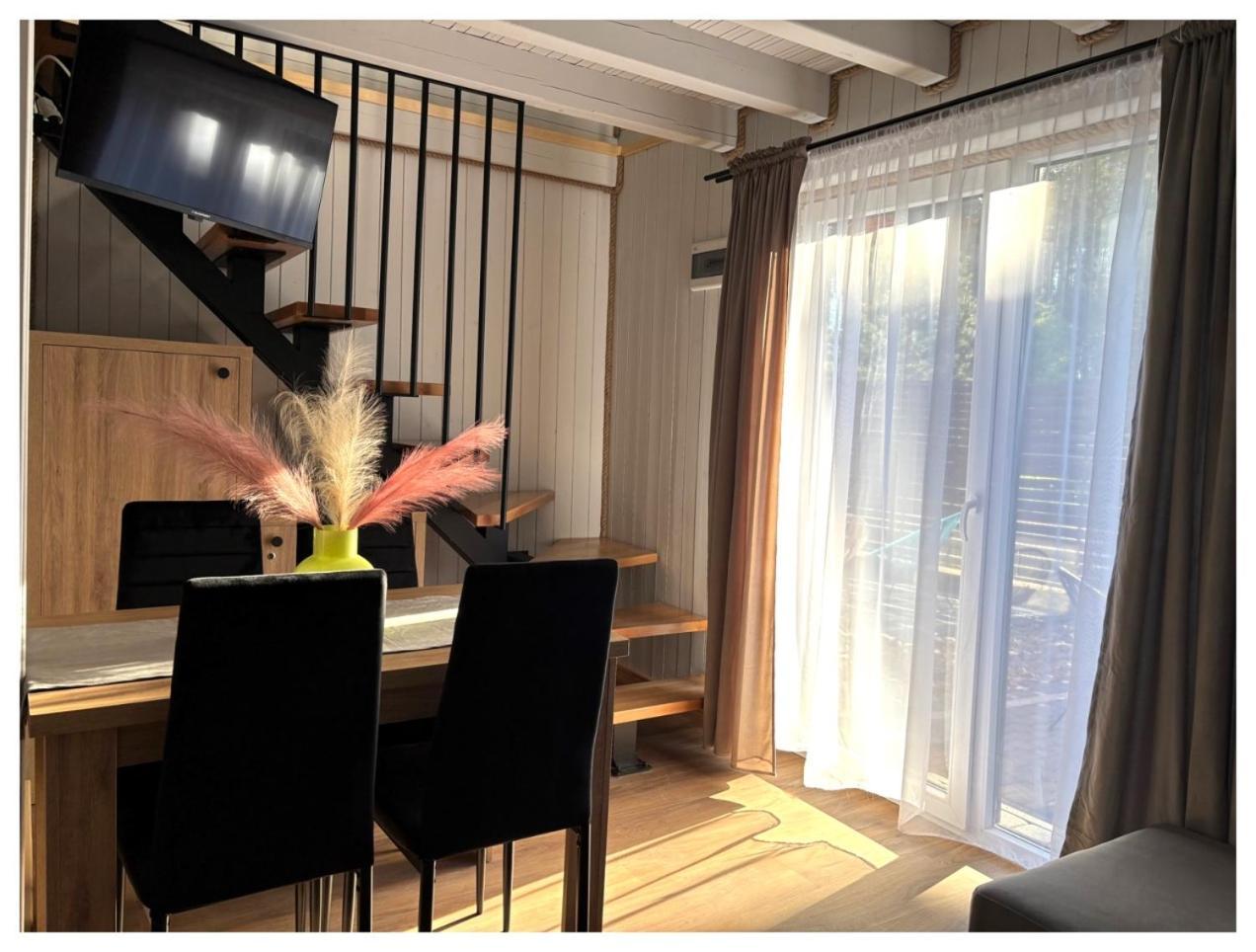 Jastrzębia Góra Resort Eden - Domki, Pokoje, Apartamenty מראה חיצוני תמונה