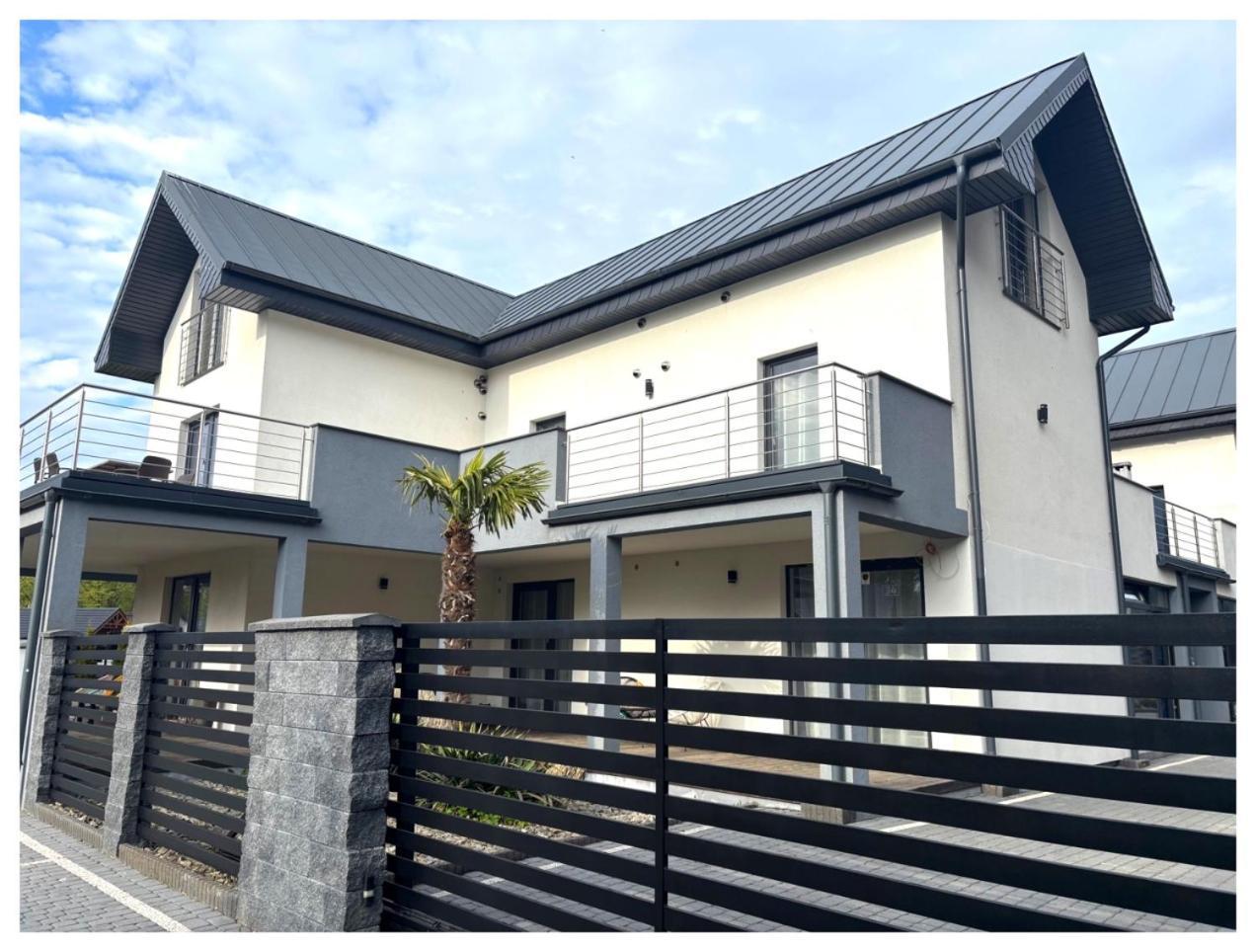 Jastrzębia Góra Resort Eden - Domki, Pokoje, Apartamenty מראה חיצוני תמונה